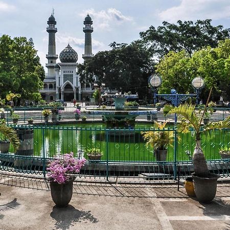 Oyo 3956 Hotel Palem 2 Syariah Malang Bagian luar foto